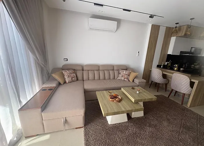 Modern Luxury 2br With Rooftop Infinity Pool Apartment *