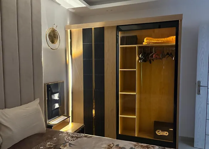 Apartment Modern Luxury 2br With Rooftop Infinity Pool *